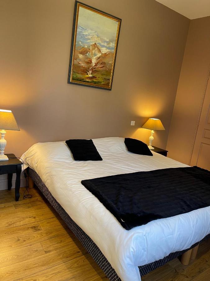 Domaine Des Peyries - Chambres Et Table D'Hotes Saint-Barthelemy-d'Agenais Exteriér fotografie