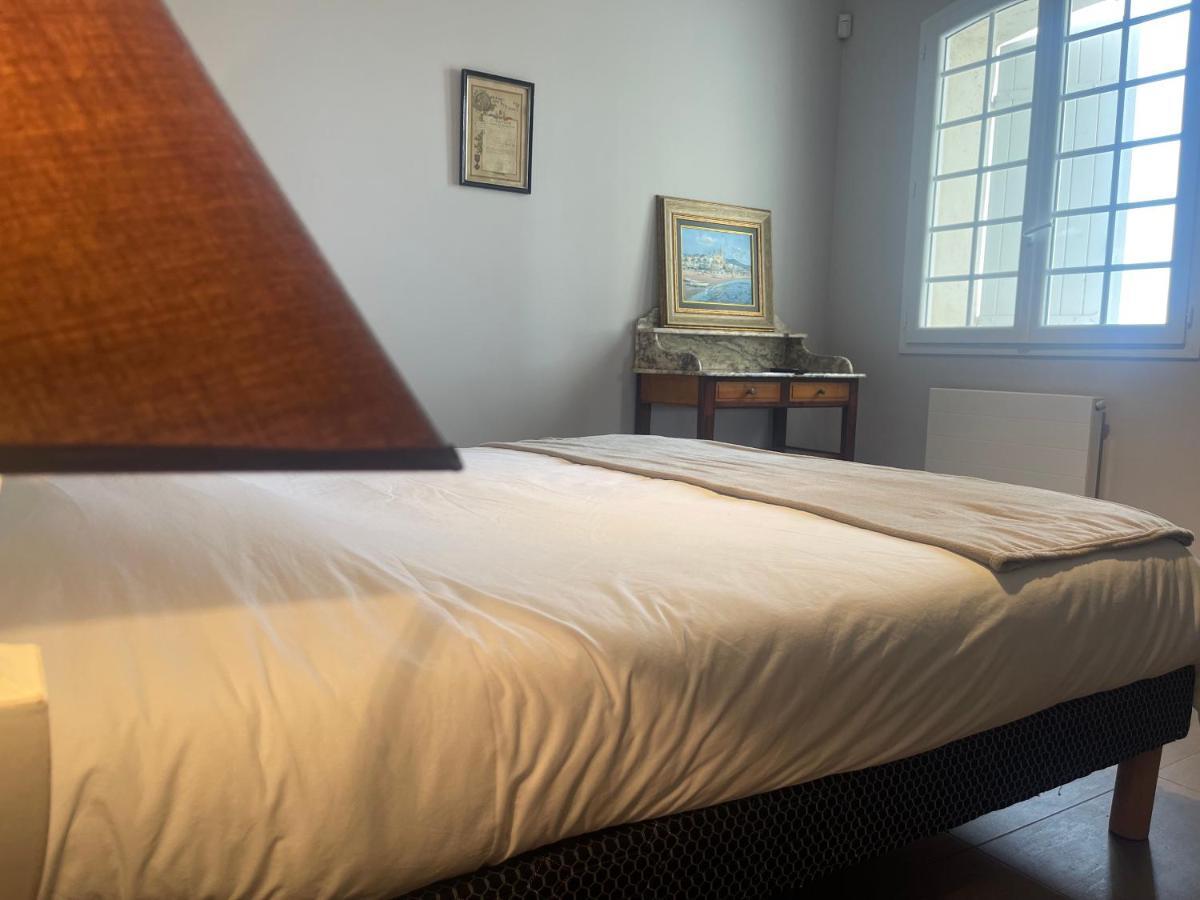 Domaine Des Peyries - Chambres Et Table D'Hotes Saint-Barthelemy-d'Agenais Exteriér fotografie